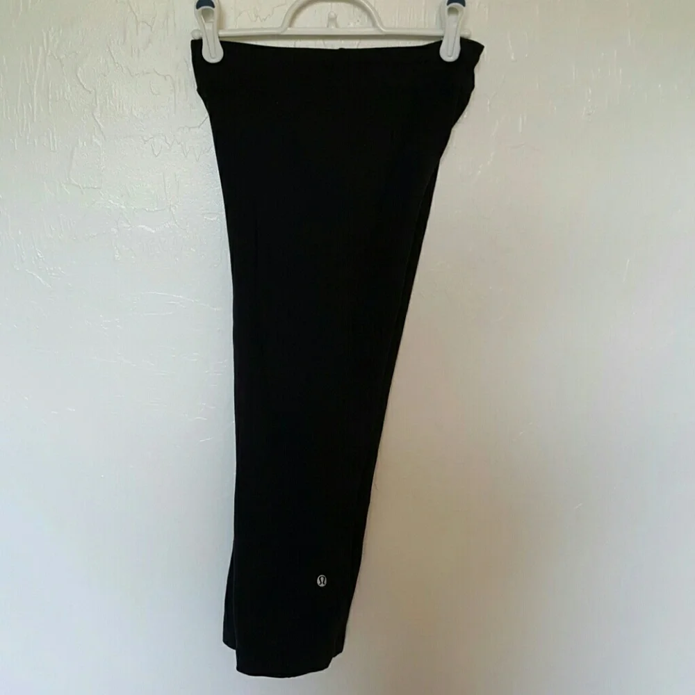 lululemon athletica used pilling